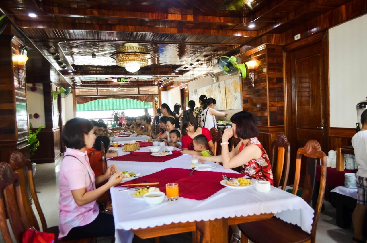 San San Hotel Дананг Екстериор снимка