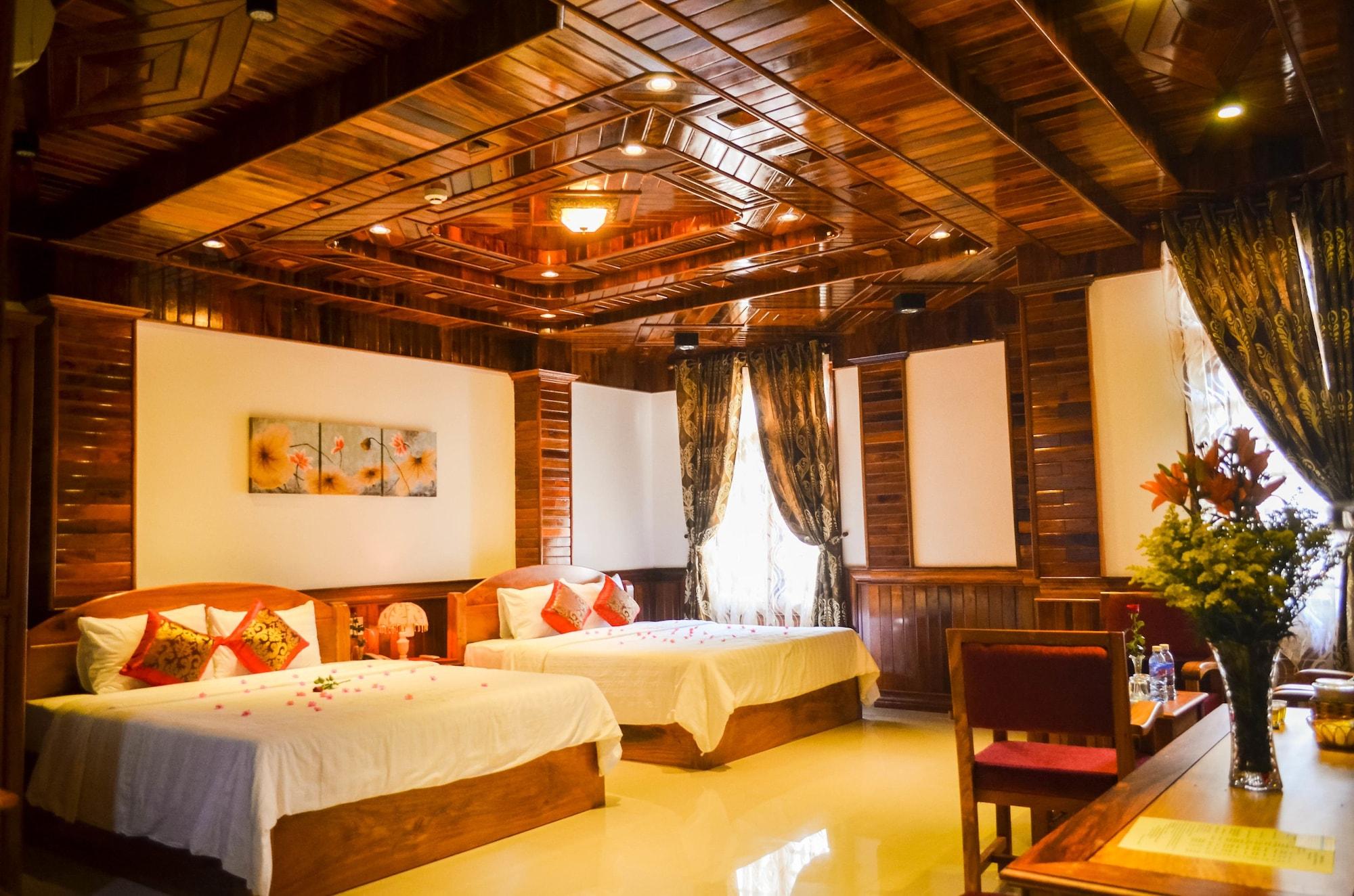 San San Hotel Дананг Екстериор снимка
