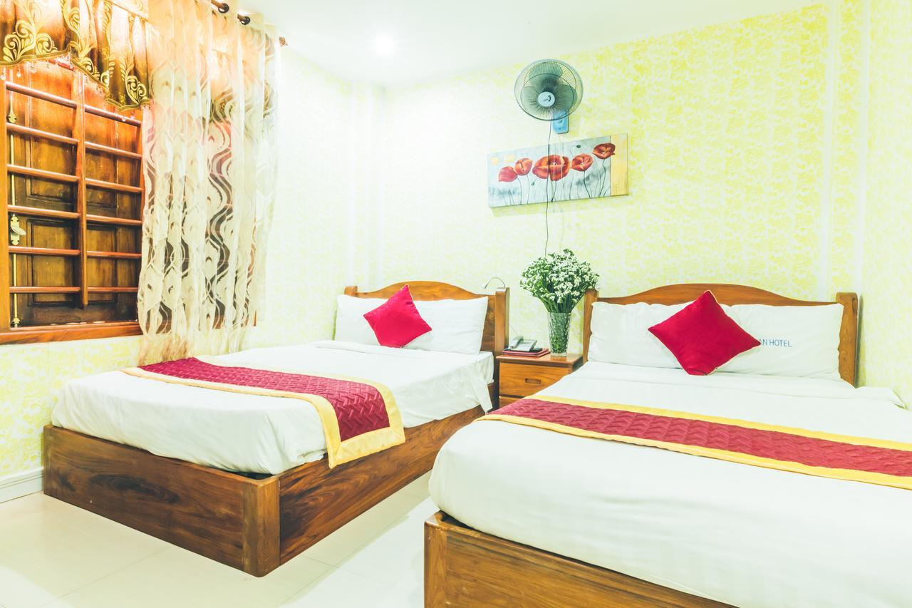 San San Hotel Дананг Екстериор снимка