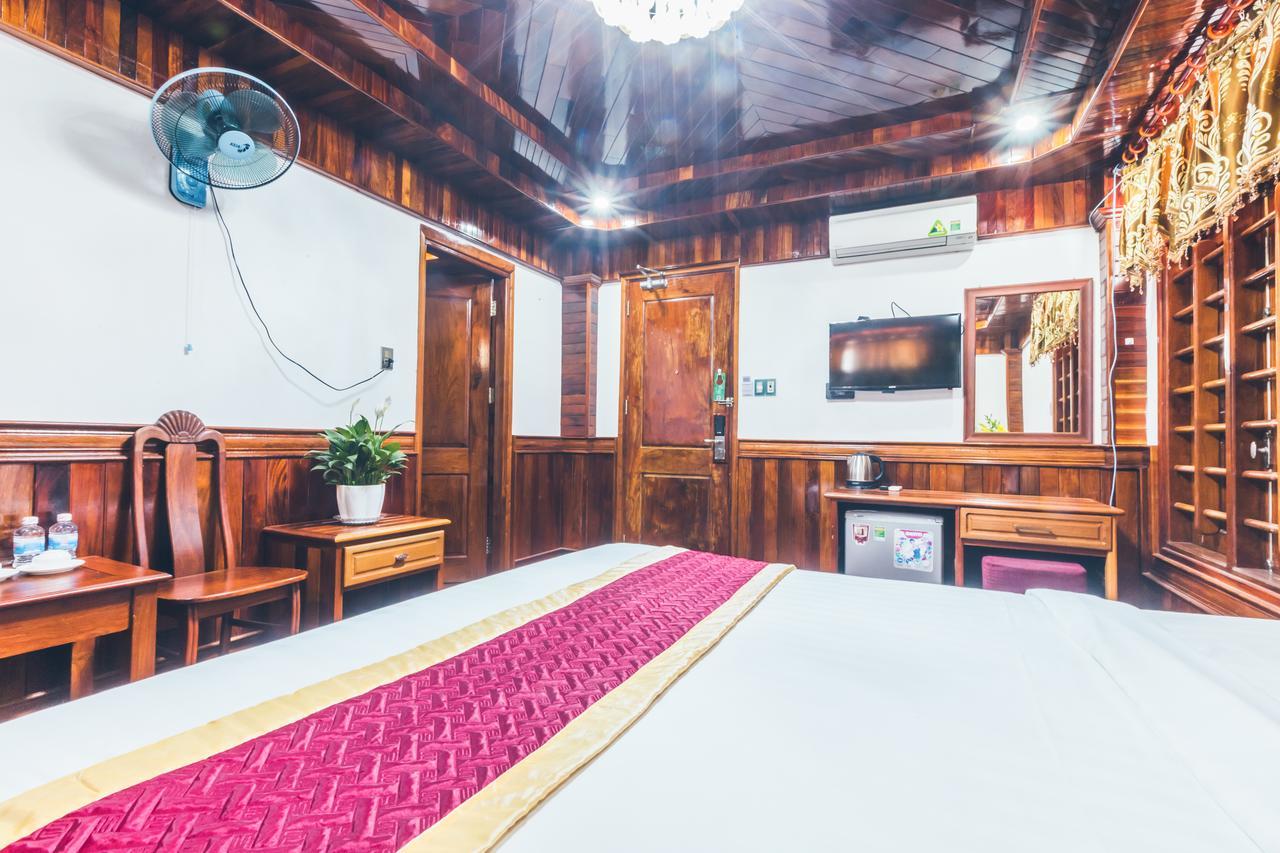 San San Hotel Дананг Екстериор снимка