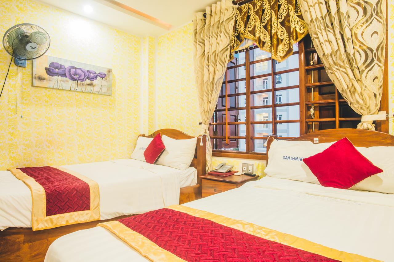 San San Hotel Дананг Екстериор снимка