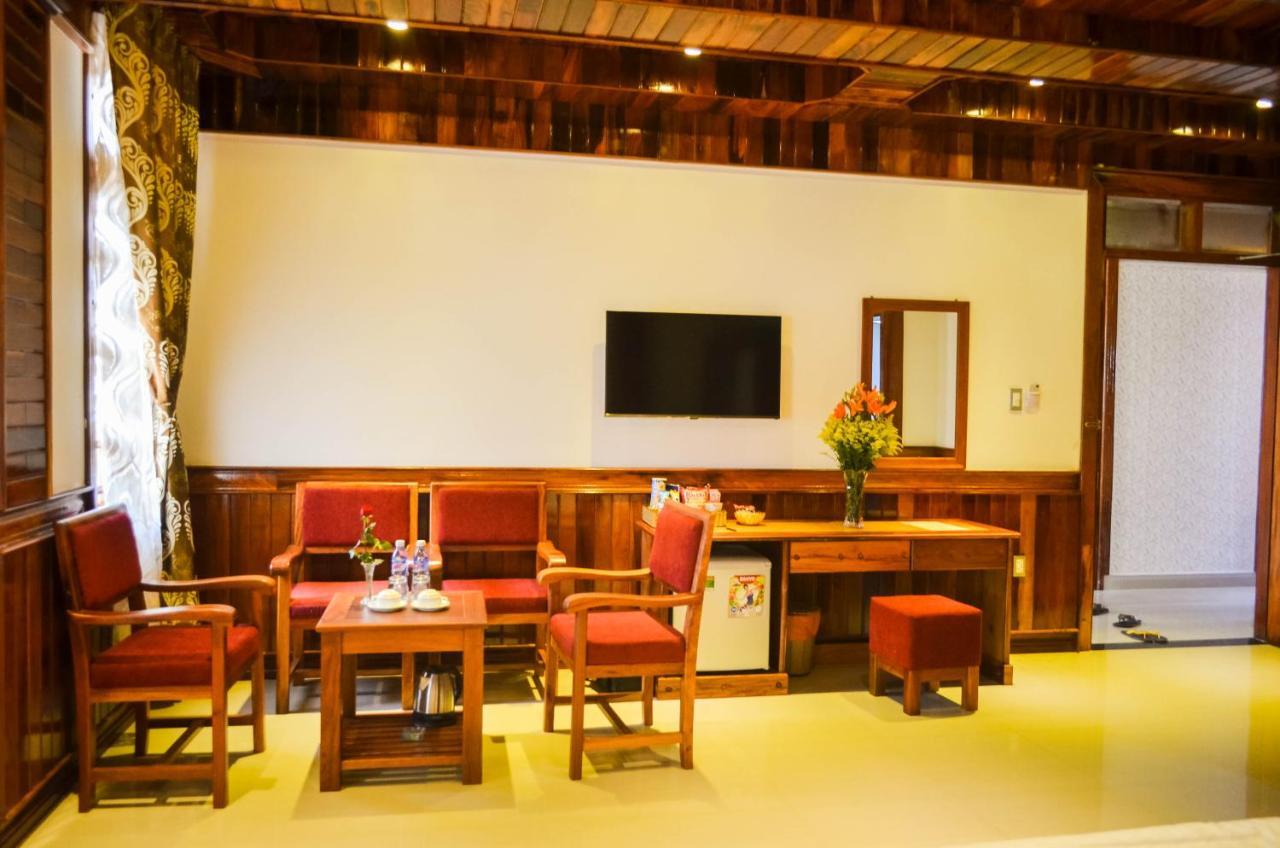 San San Hotel Дананг Екстериор снимка